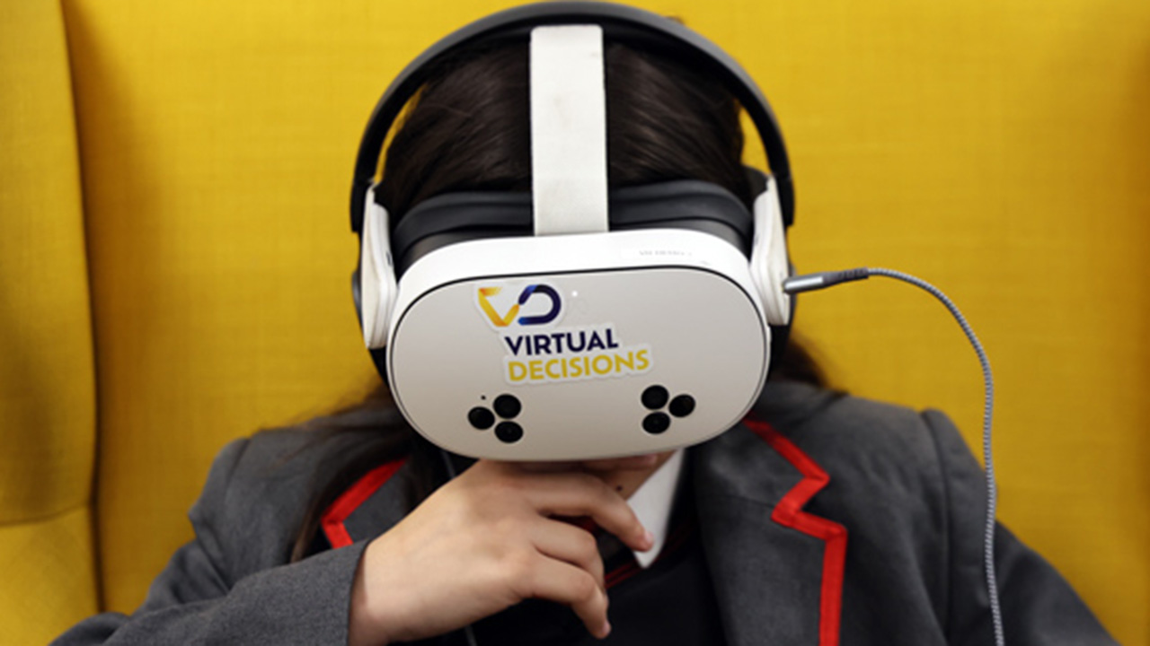 Young people learning about the dangers of carrying a knife