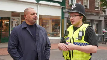 PCC Godden alongside a Nottinghamshire Police officer